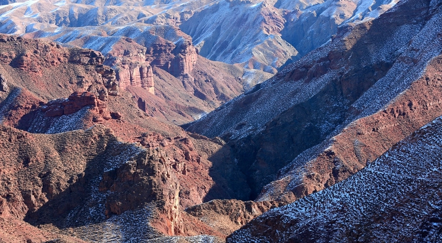 【&ldquo;飞阅&rdquo;中国】残雪寒山图
